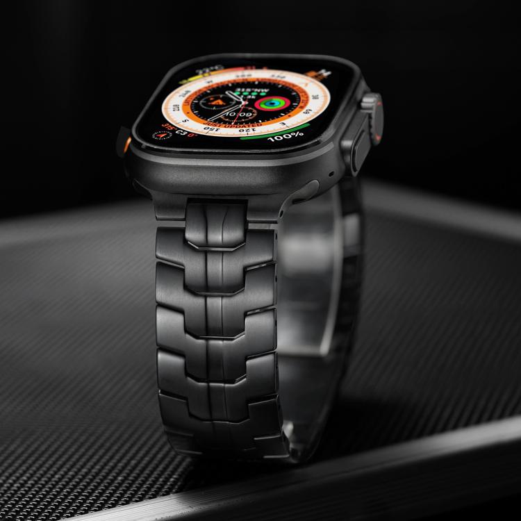 Bracelet de montre magnétique en titane Iron Man, pour Apple Watch 46mm / 49mm / 45mm / 44mm
