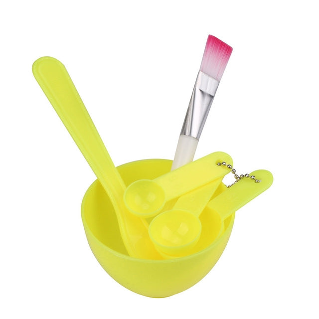 4 en 1 DIY Masque Facial Bol Mélangeur Brosse Cuillère Bâton Brosse Soin du Visage Kit Professionnel pour Femmes Outils de Beauté, Rouge, Bleu, Violet, Jaune Clair