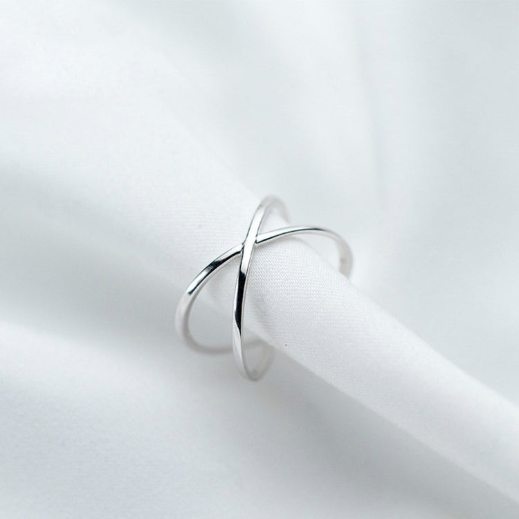 Bague ouverte simple en argent sterling avec croix