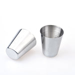 2 ensembles Mini verre à vin extérieur en acier inoxydable, petit ensemble de tasses à boire portable pour la randonnée et le camping avec étui en cuir, petite tasse à boire portable de voyage de 30 ml