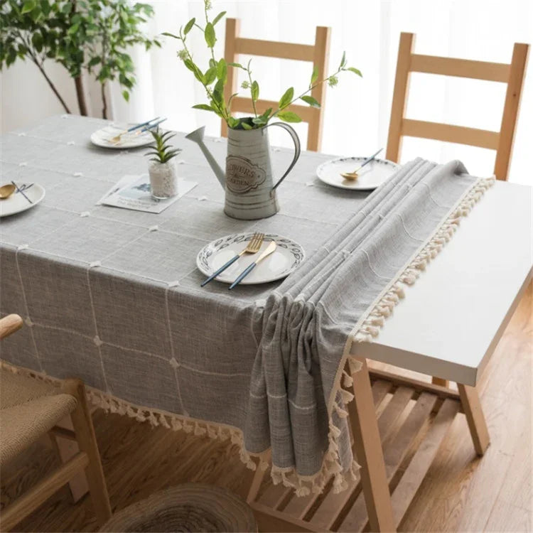Nappe brodée à motif quadrillé carré Couleur unie Coton Lin avec pompons Tapis rectangulaire pour table basse, 140x220cm, 140x240cm, 140x260cm, 140x300cm