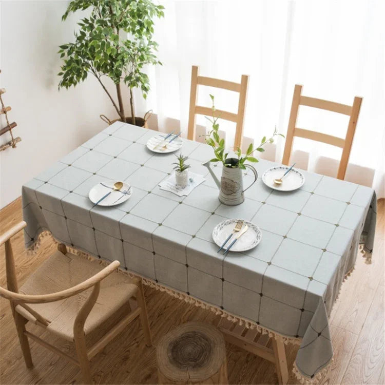 Nappe brodée à motif quadrillé carré Couleur unie Coton Lin avec pompons Tapis rectangulaire pour table basse, 140x220cm, 140x240cm, 140x260cm, 140x300cm