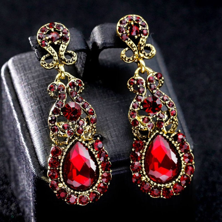 Boucles d'oreilles pendantes classiques, clous d'oreilles en alliage atmosphérique exagéré, rouges