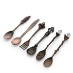 Lot de 6 mini-cuillères à café vintage, style royal, en métal sculpté, pour café, fruits, couverts de dessert, outils de cuisine, Or, Bronze rouge, Bronze antique (avec fourchette rouge), Bronze antique (avec fourchette antique), Argent