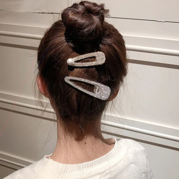 Barrettes à cheveux élégantes en perles et strass de luxe pour femmes Flash de mode