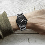 Montre quartz étanche en acier complet CURREN 8106 avec calendrier mode business, boîtier noir cadran noir, boîtier blanc cadran noir, boîtier noir cadran blanc, boîtier blanc cadran blanc