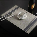2 PCS sets de table durables en PVC, sous-verre pour tasse à café, sets de table tressés antidérapants, taille : 30x45cm