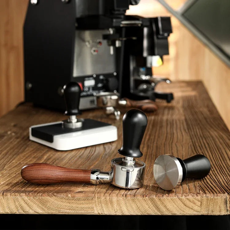 Pilon à poudre de café en acier inoxydable avec presse à poudre en alumine à pression constante, 58mm noir