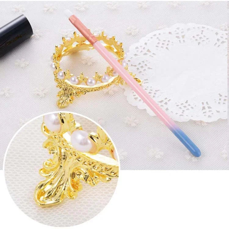 Support pour brosse à ongles Portable Pearls Rack Crown Nouveauté Outils en alliage Support de stylo de manucure