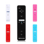 Poignée droite 2 en 1 avec accélérateur intégré pour console Nintendo Wii / WiiU
