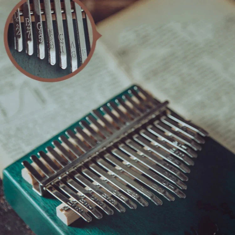 Kalimba portable à 17 tons, Acajou - Cerf classique, Bambou - Cerf classique, Acajou - Dieu soleil, Acajou - Étoile à six branches, Acajou - Bleu (Cerf classique), Épicéa - Cerf classique, Blanc - Cerf, Acacia - Cerf classique, Sapelli - Cerf classique...