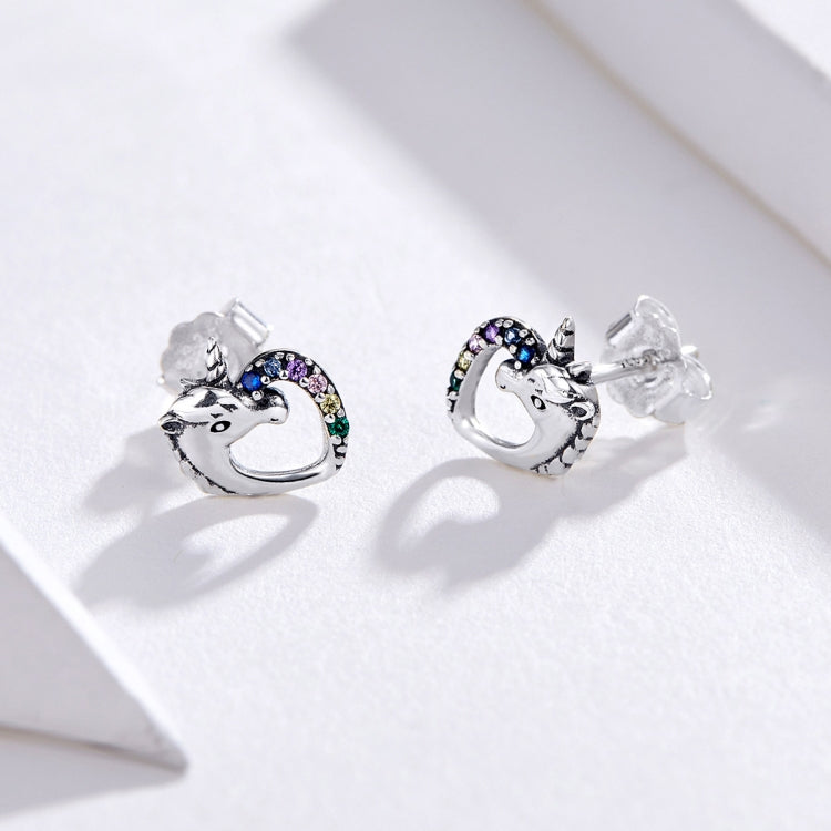 Boucles d'oreilles clous en argent Boucles d'oreilles en argent Zircon coloré Boucles d'oreilles clous en argent, SCE611