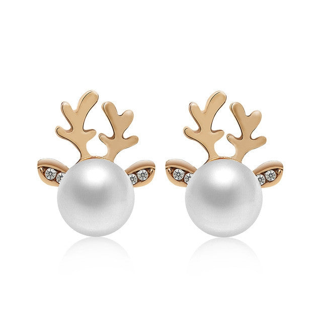 Boucles d'oreilles clous en forme de tête de cerf ornée de perles, boucles d'oreilles de chevreuil, clous d'oreille d'élan