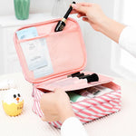 Trousse de Toilette de Voyage Matelassée Imperméable de Grande Capacité pour Femme, Sac de Rangement pour Esthéticienne, Trousse de Maquillage pour Femmes