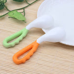 2 PCS Cuillère courbée pour bébé Cuillère d'alimentation Tétine Cuillère solide Fournitures Cuillère courbée Vaisselle pour enfants