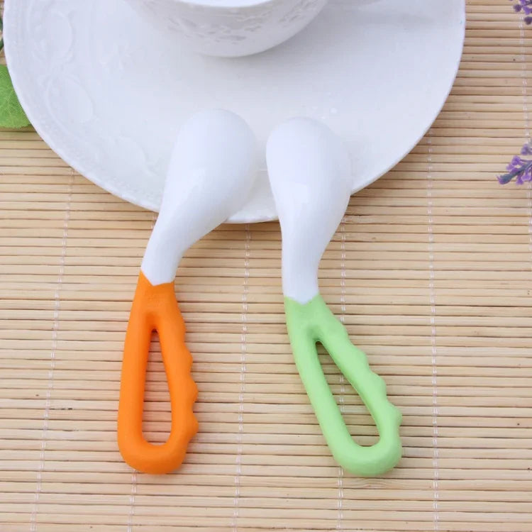 2 PCS Cuillère courbée pour bébé Cuillère d'alimentation Tétine Cuillère solide Fournitures Cuillère courbée Vaisselle pour enfants