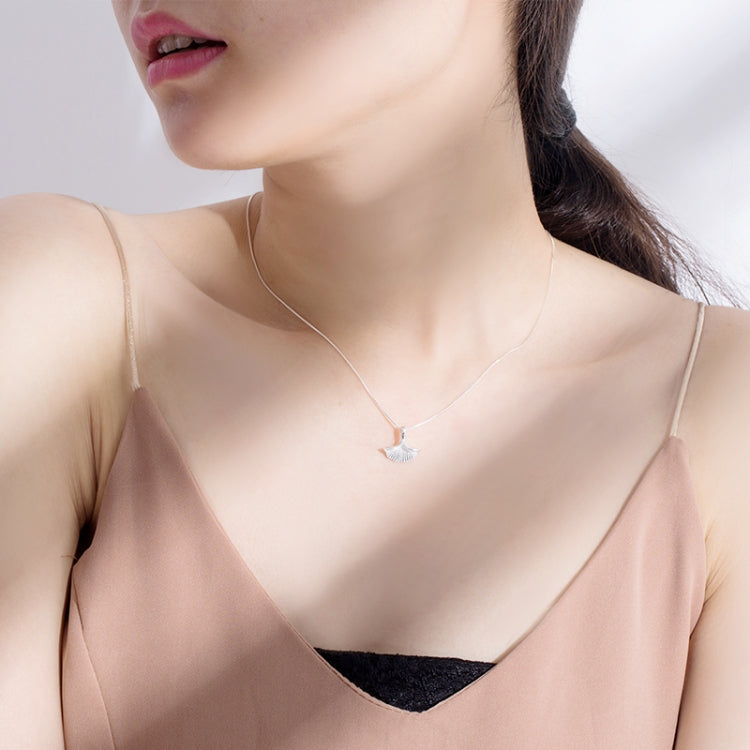 Collier pendentif feuille de ginkgo en argent sterling S925