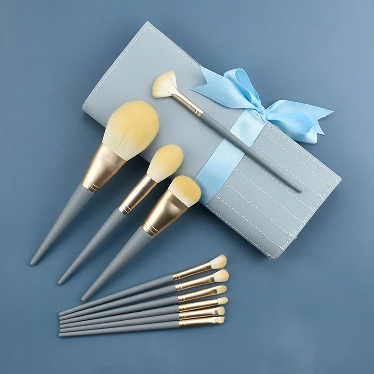10 PIÈCES / Ensemble de pinceaux de maquillage en fibre de maïs pour la poudre libre, le visage et les yeux, sans sac, avec sac bleu, avec sac argenté, avec cylindre rose, avec cylindre vert, avec sac zippé rose