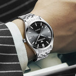 FNGEEN 2111 Montre Homme Simple Lumineuse à Quartz avec Calendrier