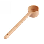 Cuillère en bois à long manche, cuillère à assaisonnement, cuillère à dessert, à café, à thé au lait ; petite cuillère à assaisonnement, cuillère à assaisonnement moyenne, grande cuillère à assaisonnement