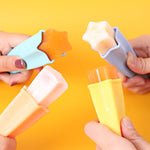 Lot de 2 moules à glace 4 en 1 en silicone alimentaire pour enfants, livraison de couleur aléatoire