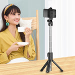 Perche à selfie rétractable multifonction XT02 noire sans Bluetooth avec rotation à 360 degrés pour téléphone portable, trépied pour tournage en direct TV, Bluetooth Noir, Bluetooth Blanc, 2 pièces sans Bluetooth Noir, 2 pièces sans Bluetooth Blanc