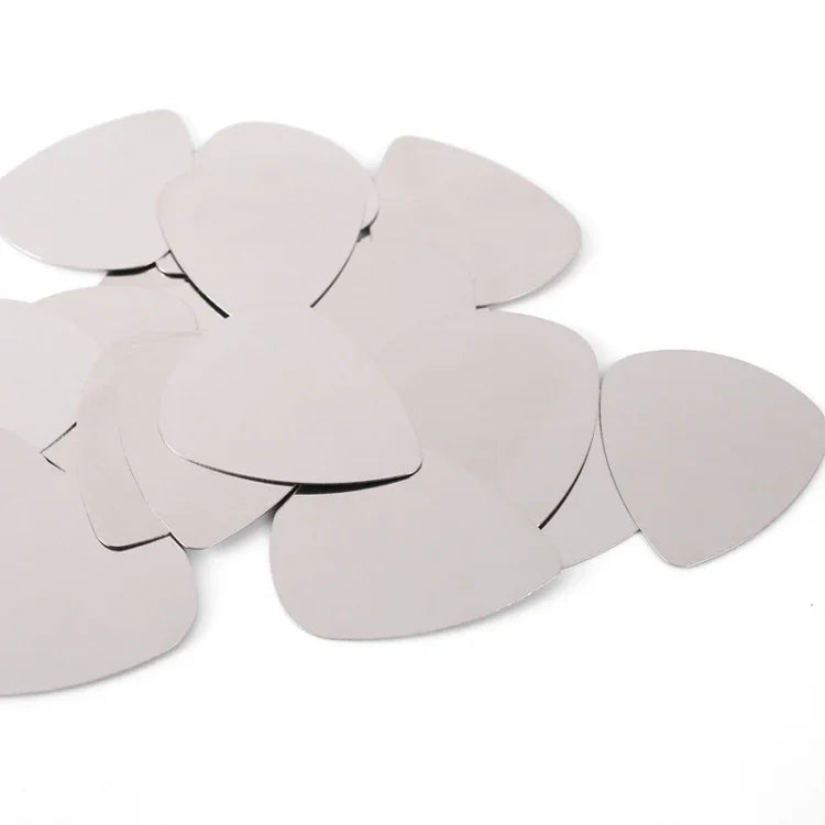 Lot de 10 pagaies de guitare Bayse en acier inoxydable pour pouces et doigts.