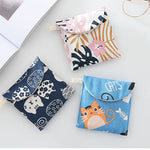8 sacs de rangement pour serviettes hygiéniques en coton et lin, pochette pratique, arbre blanc à fond noir, chameau gris, chat porte-bonheur, feuilles, chat bleu, tortue