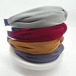 Bandeau serre-tête couleur unie avec cheveux pressés et large bord de 5 cm