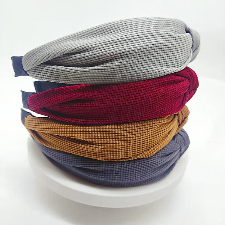 Bandeau serre-tête couleur unie avec cheveux pressés et large bord de 5 cm