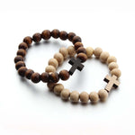 Bracelet avec pendentif croix en perles de bois rondes faites à la main
