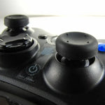 Lot de 8 capuchons de joystick en silicone pour PS5/PS4, avec protection pour les boutons de la manette.