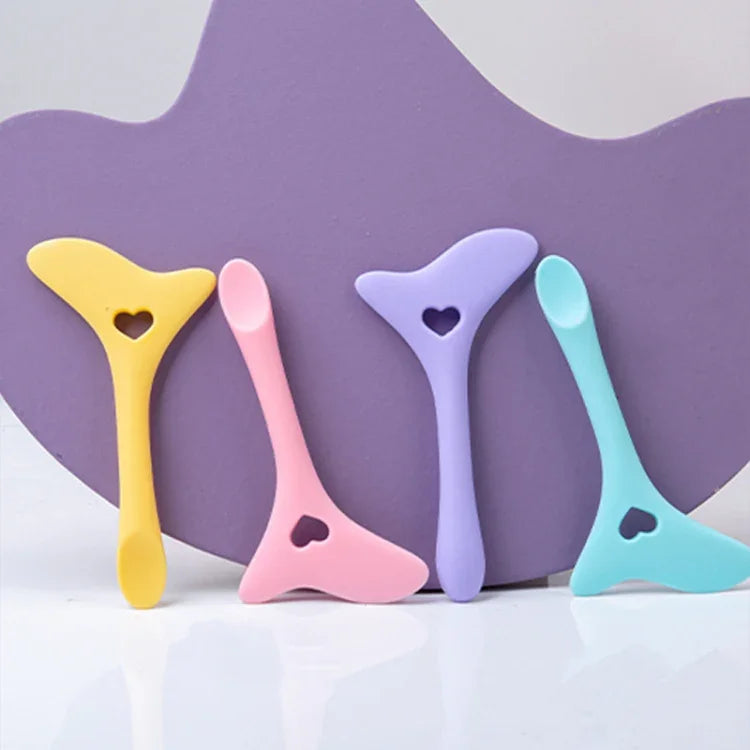 Aide au maquillage des yeux en silicone multifonctionnelle pour le traçage de l'eye-liner