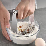 Mélangeur à Pâte Inox 5 Couches Courbé Coupe-Pâte Gadgets de Cuisine pour Pâtisserie