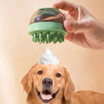 Gel douche rechargeable en capsules pour le bain des chats et des chiens, avec brosse de massage.