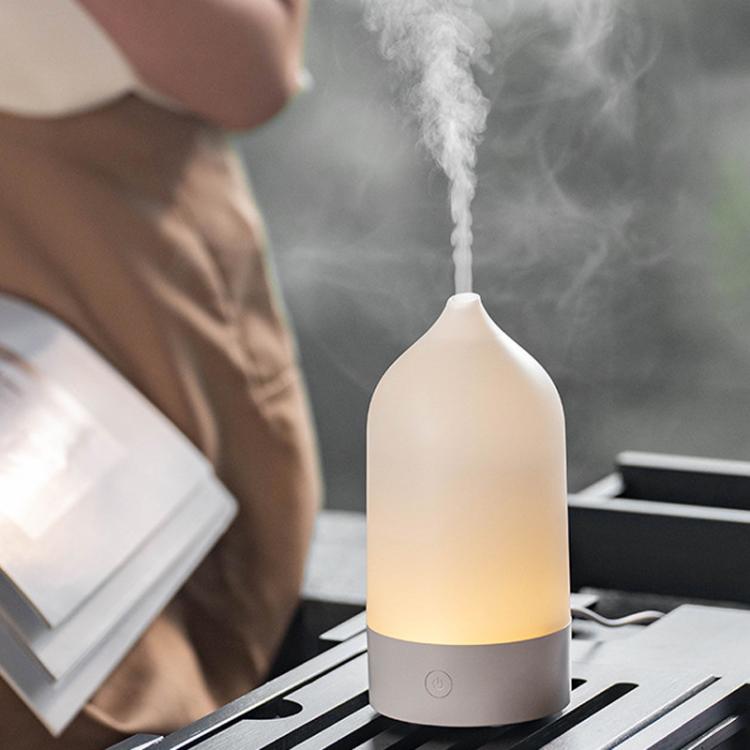 Diffuseur d'aromathérapie humidificateur de brouillard en forme de vase USB avec lumière d'ambiance colorée