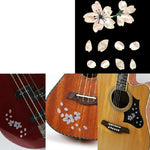 2 autocollants pour panneau de guitare, motif fleurs de cerisier, à coller soi-même sur un ukulélé.