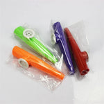 Lot de 10 kazoos en plastique pour enfants, instrument d'accompagnement, couleurs aléatoires.