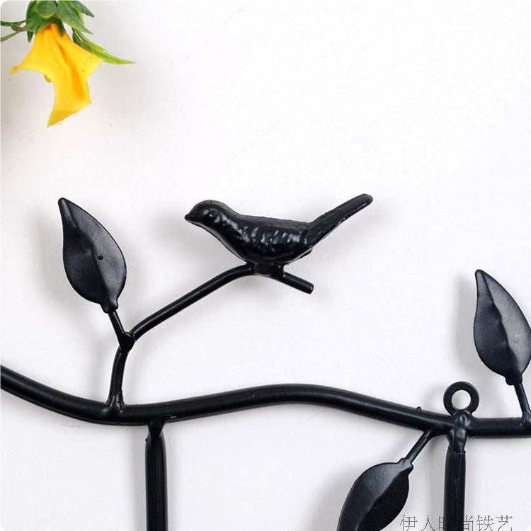 Patères décorées en fer forgé avec motif oiseaux