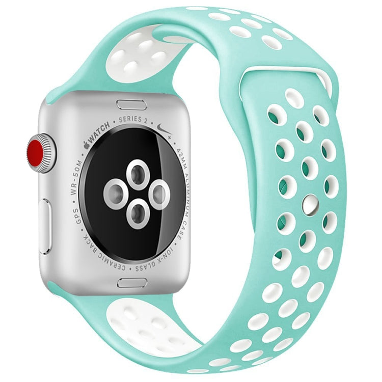 Pour Apple Watch Series 10 42mm / 9&8&7 41mm / SE 3&SE 2&6&SE&5&4 40mm / 3&2&1 38mm Bracelet Sport Classique en Silicone Tendance (Gris Blanc), WA1230A, WA1230B, WA1230BG, WA1230BH, WA1230BL, WA1230BM, WA1230BR, WA1230BY, WA1230C, WA1230D, WA1230DW    ...